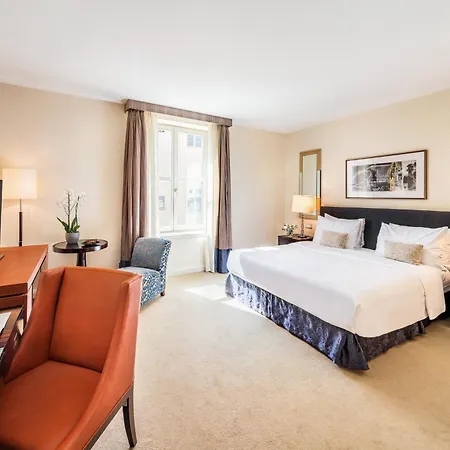Mandarin Oriental, Hotell