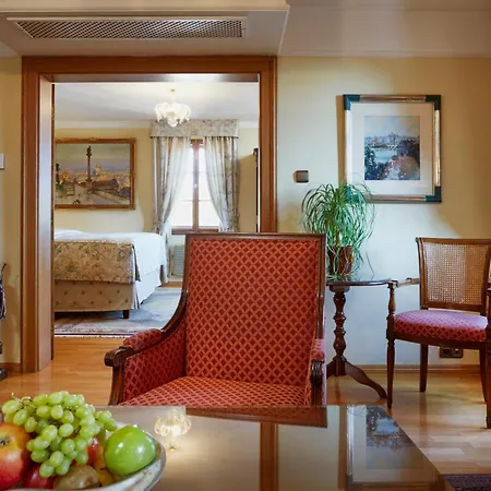 Golden Well Hotel Praga