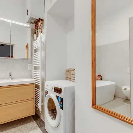 Apartamento Heart Of Old Town Comfy 2bdr 2bath Praga