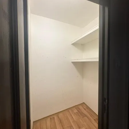 Budget Dlouha Apartment *