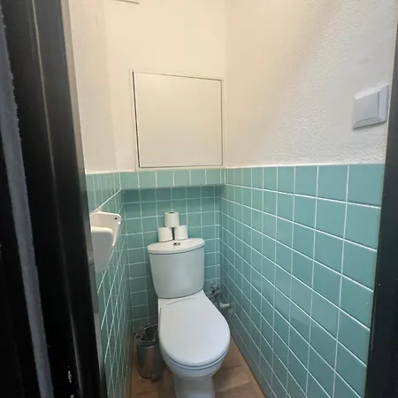Budget Dlouha Prague
