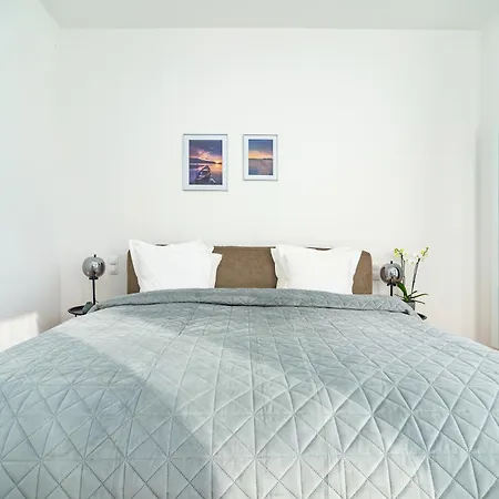 Apartment High-class Rooftop Apt. With Spacious Terrace Prague