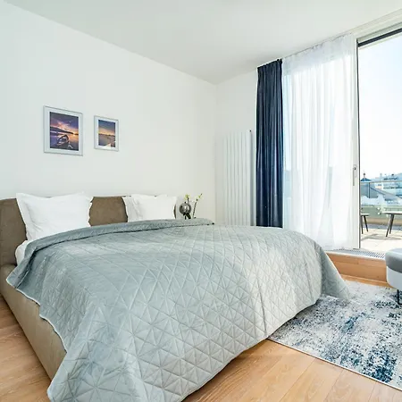 High-class Rooftop Apt. With Spacious Terrace Apartment *
