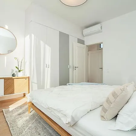 Apartment High-class Rooftop Apt. With Spacious Terrace Prague