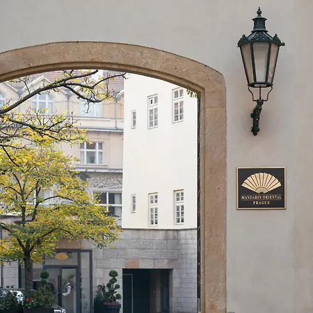 Mandarin Oriental, Hotell Prag