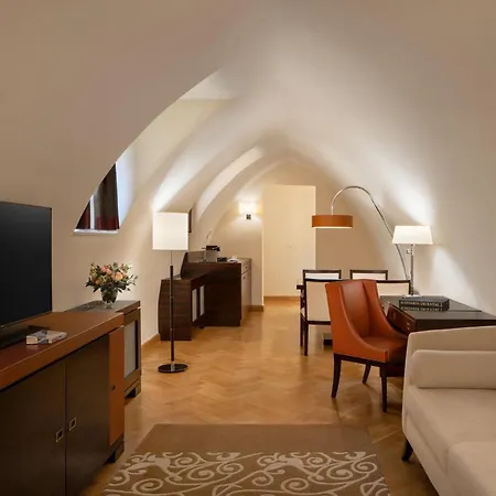 Mandarin Oriental, Prag