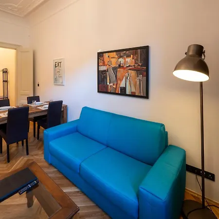 Apartament Old Town - Michalska 4*