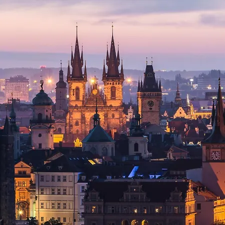 Apartment Chic Living At Vista Serenity With Balcony Prague