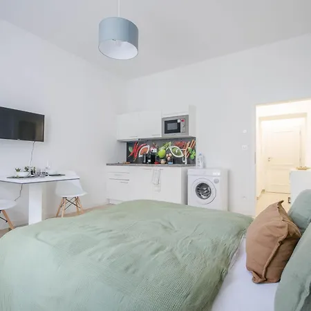 National Museum Apartment *
