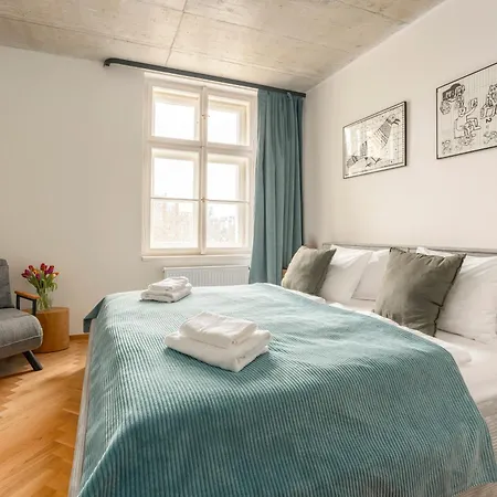 Oomph Apartment Prague