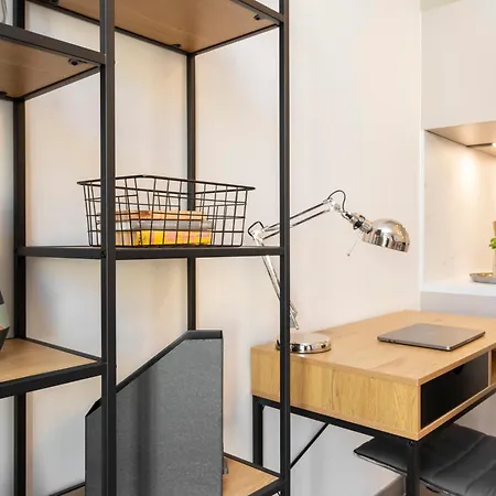 Oomph Apartment *
