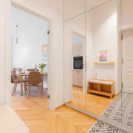 Apartment Oomph