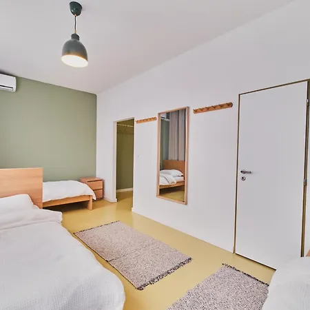 Hostel Prazacka *