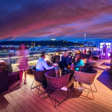 Hilton Отель 5*