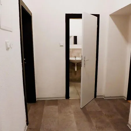 Small D5 Ubytování v soukromí *