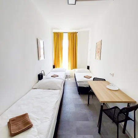 Practical Room Near The Main Station H3 Ubytování v soukromí
