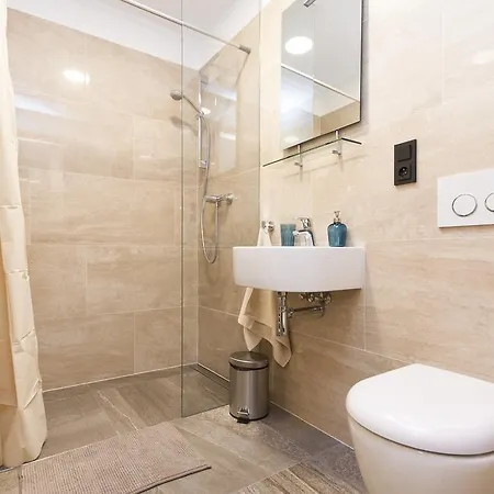 Manesova Astra Apartment
