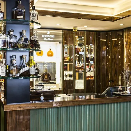 Hotel Golden Well Praga