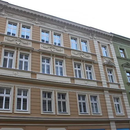 Apartment Comfortable Vlkova Prag