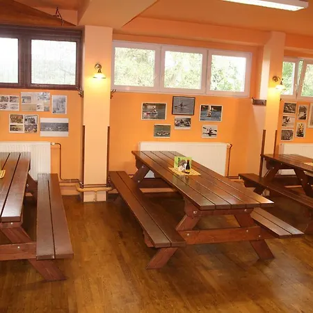 Hostal Boathouse Praga