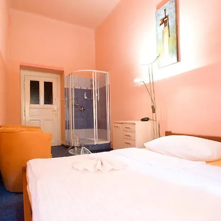 Club Praha 3* Praga
