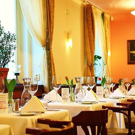 U Divadla Hotel 4*