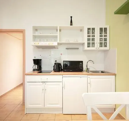 Vinohrady Ii Apartment *