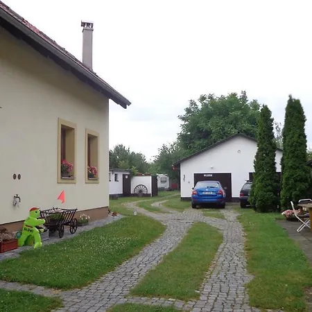 Camp Prager Vendégház