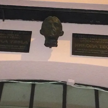 Lägenhet Tesla