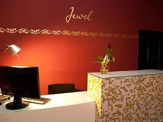 布拉格珠宝设计酒店 酒店 4*
