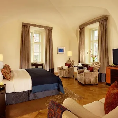 Mandarin Oriental, Hotell Prag