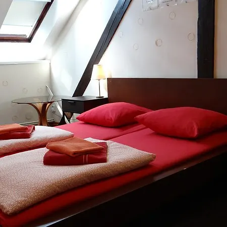 Hostel Sokolska Youth *