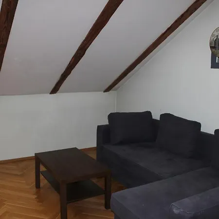 Club Praha 3*