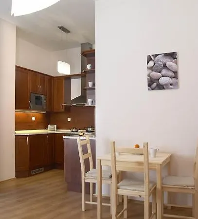 Hotel Old Town 3*