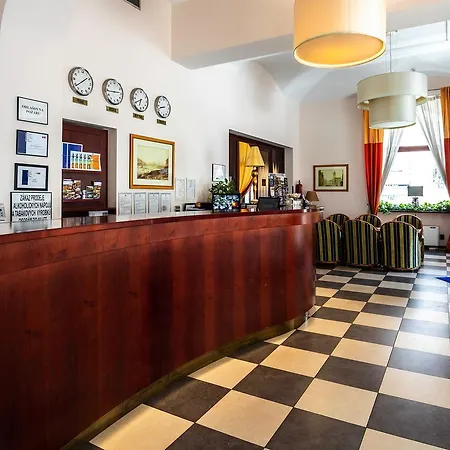 Ea Downtown 4* Prag