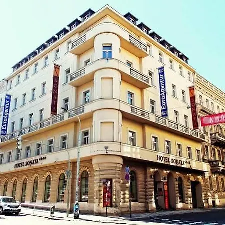 Szálloda Ea Sonata 4*