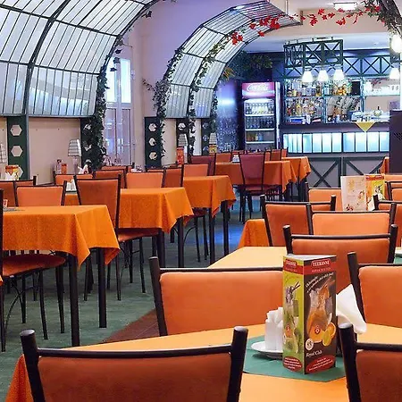 Hotel Ostruvek