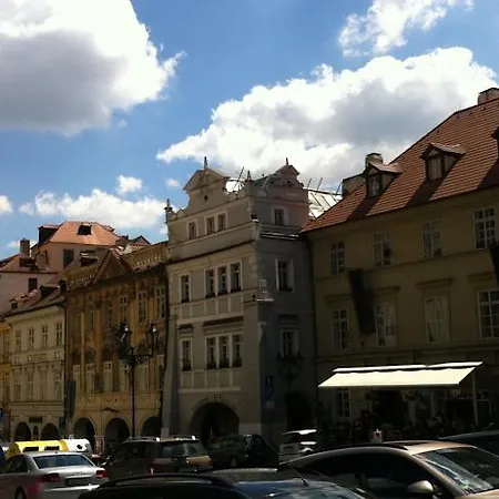 Little Town Budget Prag