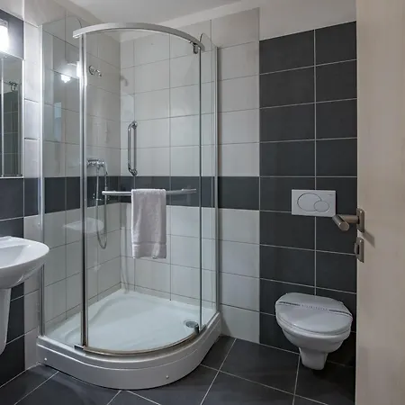 Ostruvek Hotel