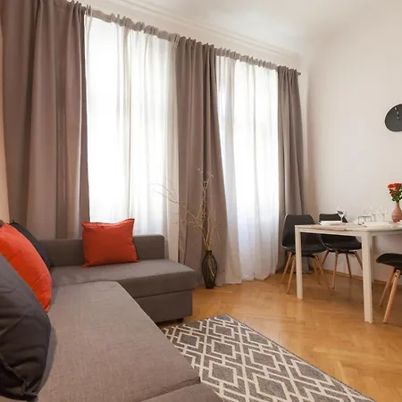Nejedleho Apartmeet