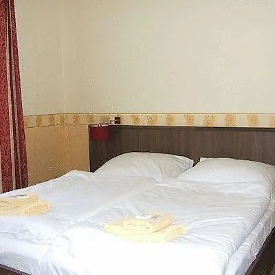 Ostruvek Hotel Prague