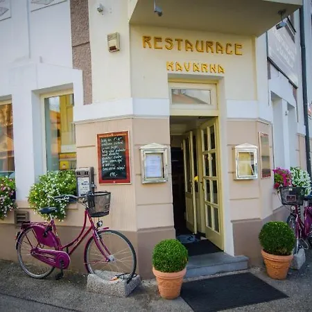 Hotel U Divadla 4*