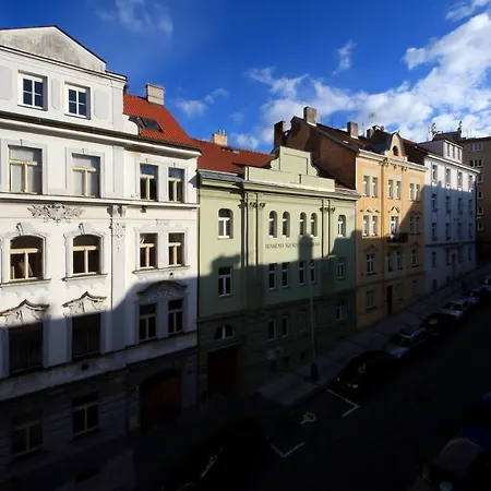 Heleny Malirove Apartment Prague