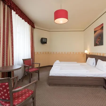 Hotel Ostruvek 3*