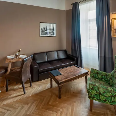 Old Town - Michalska 4* Praga