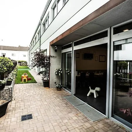Hotel U Karla 3*