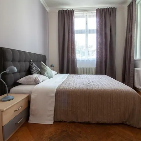 Apartment Nejedleho Apartmeet