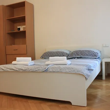 Nejedleho Apartmeet