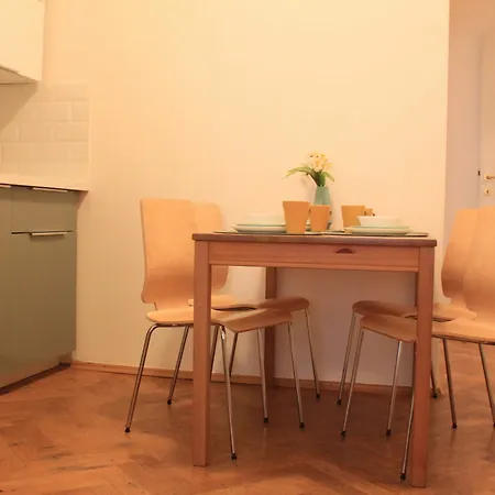 Apartment Nejedleho Apartmeet *