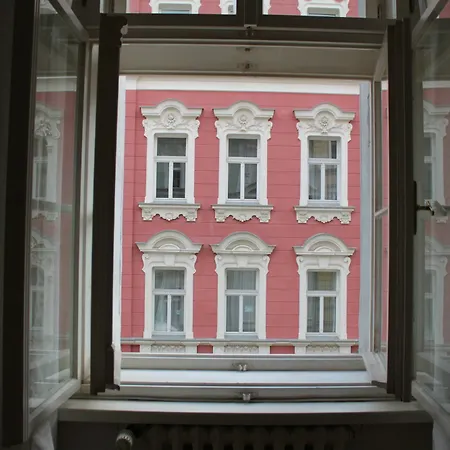 Nejedleho Apartmeet *